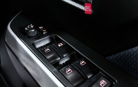 Toyota Roomy I, 2018 год, 1 039 000 рублей, 9 фотография