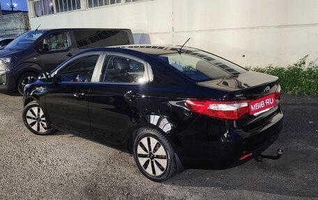 KIA Rio III рестайлинг, 2013 год, 1 000 000 рублей, 6 фотография