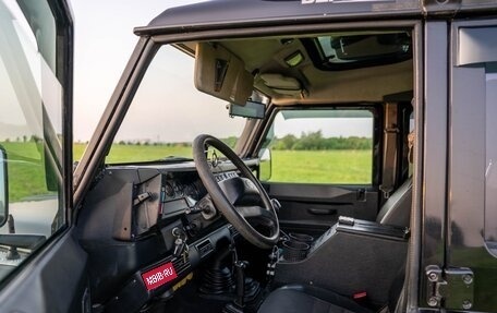 Land Rover Defender I, 2004 год, 1 299 999 рублей, 1 фотография