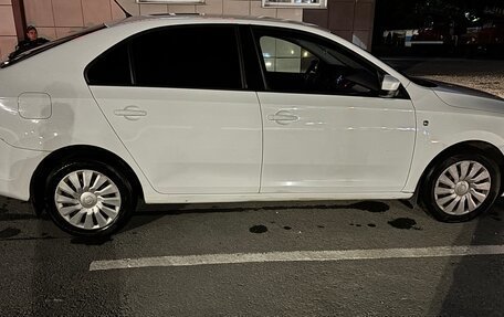 Skoda Rapid I, 2014 год, 930 000 рублей, 12 фотография