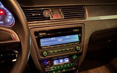 Skoda Rapid I, 2014 год, 930 000 рублей, 18 фотография