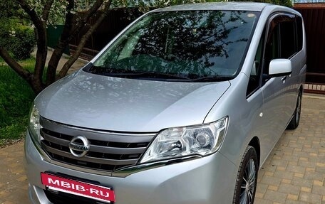 Nissan Serena IV, 2011 год, 1 495 000 рублей, 2 фотография