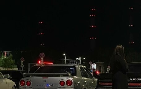 Nissan Skyline, 1998 год, 990 000 рублей, 2 фотография