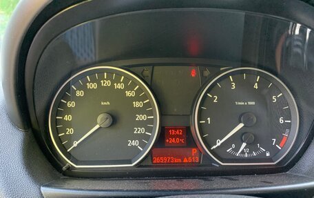 BMW 1 серия, 2006 год, 620 000 рублей, 7 фотография