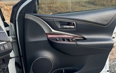 Toyota Harrier, 2017 год, 2 600 000 рублей, 6 фотография
