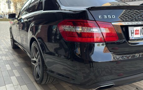 Mercedes-Benz E-Класс, 2011 год, 1 650 000 рублей, 17 фотография