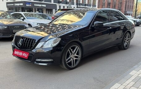 Mercedes-Benz E-Класс, 2011 год, 1 650 000 рублей, 29 фотография