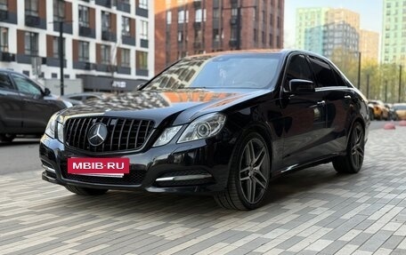 Mercedes-Benz E-Класс, 2011 год, 1 650 000 рублей, 16 фотография