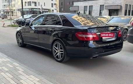 Mercedes-Benz E-Класс, 2011 год, 1 650 000 рублей, 24 фотография