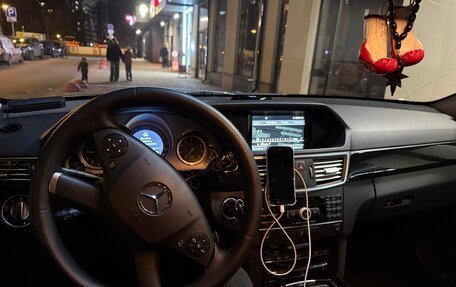 Mercedes-Benz E-Класс, 2011 год, 1 650 000 рублей, 33 фотография