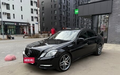 Mercedes-Benz E-Класс, 2011 год, 1 650 000 рублей, 30 фотография