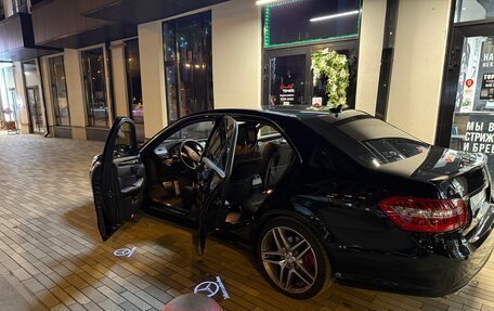 Mercedes-Benz E-Класс, 2011 год, 1 650 000 рублей, 36 фотография