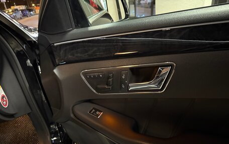 Mercedes-Benz E-Класс, 2011 год, 1 650 000 рублей, 39 фотография