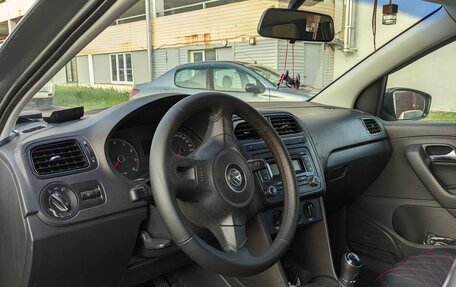 Volkswagen Polo VI (EU Market), 2011 год, 600 000 рублей, 5 фотография