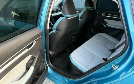 Geely Emgrand, 2024 год, 2 050 000 рублей, 3 фотография
