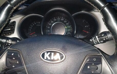KIA cee'd III, 2014 год, 900 000 рублей, 5 фотография