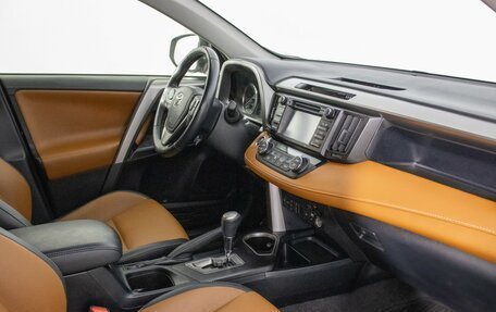 Toyota RAV4, 2015 год, 2 040 000 рублей, 9 фотография