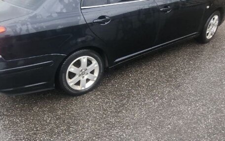 Toyota Avensis III рестайлинг, 2004 год, 550 000 рублей, 6 фотография