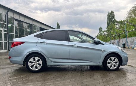 Hyundai Solaris II рестайлинг, 2012 год, 770 000 рублей, 7 фотография