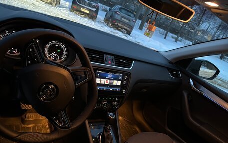 Skoda Octavia, 2017 год, 1 850 000 рублей, 2 фотография