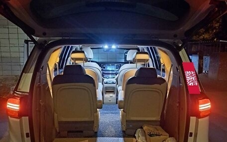 KIA Carnival III, 2017 год, 2 356 500 рублей, 8 фотография