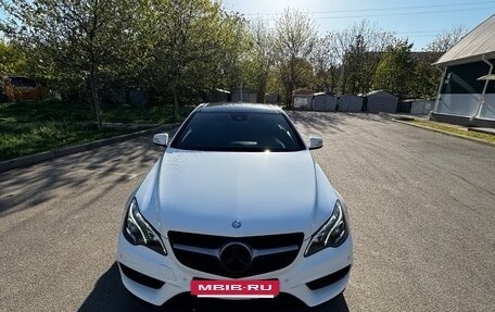 Mercedes-Benz E-Класс, 2014 год, 2 100 000 рублей, 2 фотография