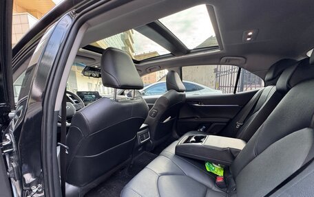 Toyota Camry, 2023 год, 4 600 000 рублей, 13 фотография