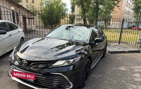 Toyota Camry, 2023 год, 4 600 000 рублей, 9 фотография