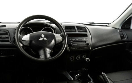 Mitsubishi ASX I рестайлинг, 2012 год, 989 000 рублей, 11 фотография
