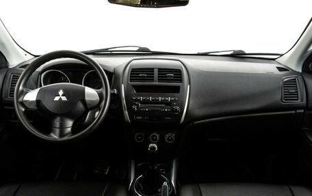 Mitsubishi ASX I рестайлинг, 2012 год, 989 000 рублей, 10 фотография