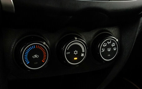 Mitsubishi ASX I рестайлинг, 2012 год, 989 000 рублей, 13 фотография