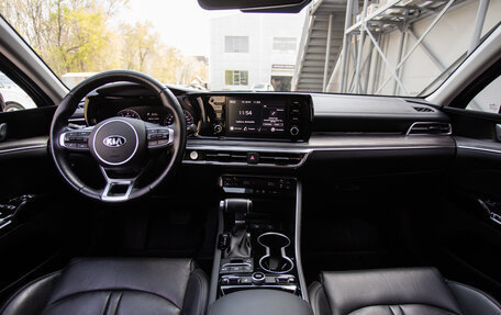 KIA K5, 2021 год, 2 430 000 рублей, 13 фотография