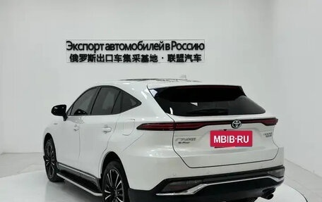Toyota Venza, 2022 год, 3 550 000 рублей, 6 фотография