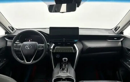 Toyota Venza, 2022 год, 3 550 000 рублей, 8 фотография