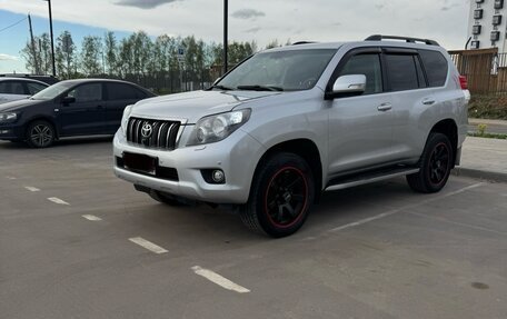 Toyota Land Cruiser Prado 150 рестайлинг 2, 2012 год, 3 875 000 рублей, 4 фотография