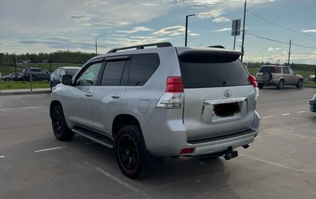 Toyota Land Cruiser Prado 150 рестайлинг 2, 2012 год, 3 875 000 рублей, 10 фотография