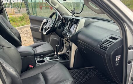Toyota Land Cruiser Prado 150 рестайлинг 2, 2012 год, 3 875 000 рублей, 20 фотография