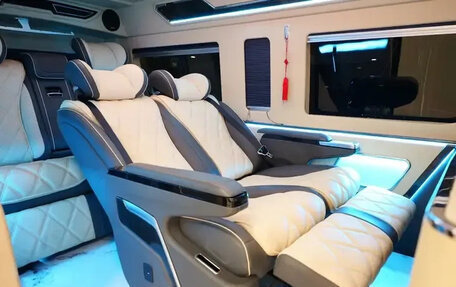 Toyota HiAce H300, 2022 год, 9 100 000 рублей, 5 фотография