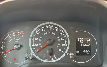 Toyota HiAce H300, 2022 год, 9 000 000 рублей, 15 фотография