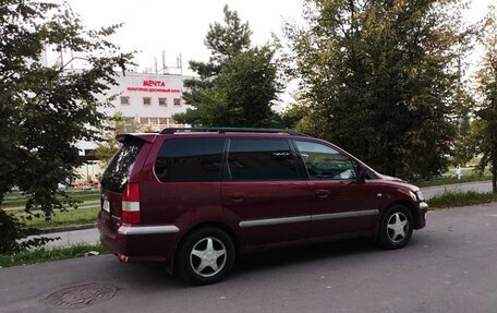 Mitsubishi Space Wagon III, 2004 год, 550 000 рублей, 2 фотография