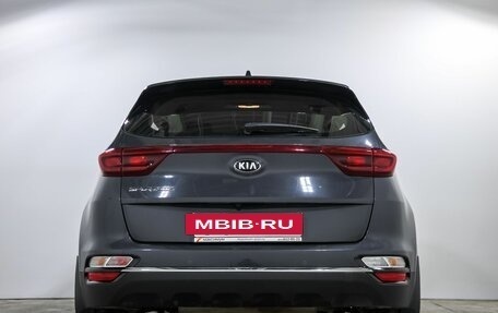 KIA Sportage IV рестайлинг, 2020 год, 2 429 000 рублей, 5 фотография