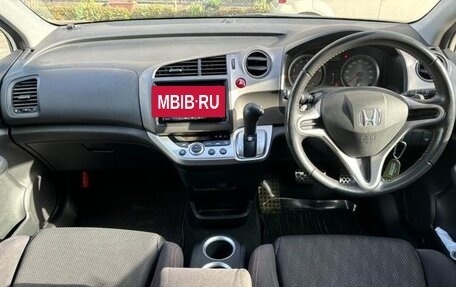 Honda Stream II, 2014 год, 962 000 рублей, 7 фотография