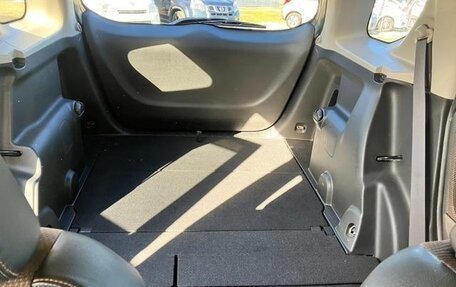 Honda Fit Shuttle I рестайлинг, 2013 год, 850 000 рублей, 23 фотография