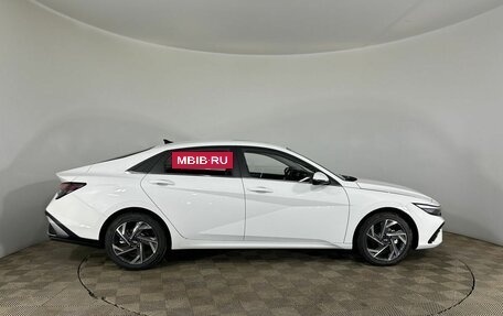 Hyundai Elantra, 2024 год, 2 620 000 рублей, 4 фотография
