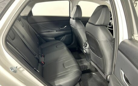 Hyundai Elantra, 2024 год, 2 620 000 рублей, 17 фотография