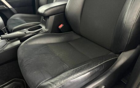 Toyota RAV4, 2017 год, 2 400 000 рублей, 10 фотография