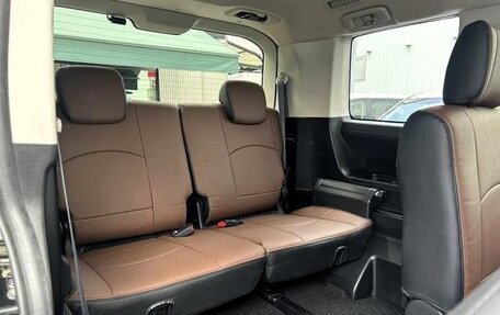 Mitsubishi Delica D:5 I, 2022 год, 2 820 000 рублей, 17 фотография