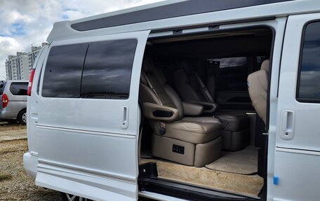 GMC Savana I, 2020 год, 9 150 000 рублей, 8 фотография