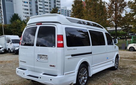 GMC Savana I, 2020 год, 9 150 000 рублей, 10 фотография