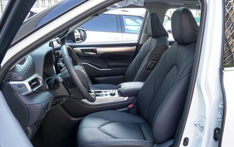 Toyota Highlander, 2025 год, 5 630 000 рублей, 11 фотография
